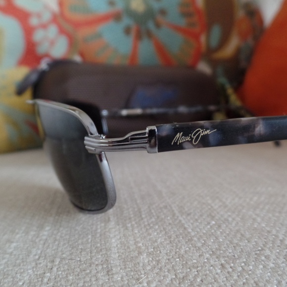 Maui Jim Accessories Maui Jim Kahuna Gunmetal Frame Wneutral Grey